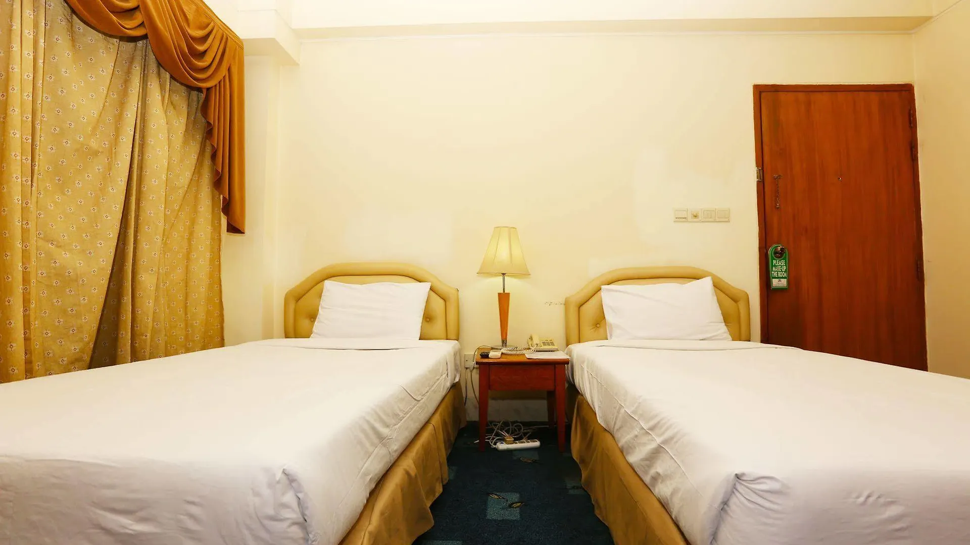*** Hotel The Enchanted Daca Bangladeche